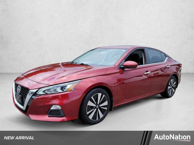 2021 Nissan Altima 2.5 SV FWD photo