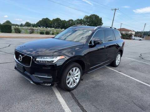 2016 Volvo XC90 T6 Momentum AWD photo