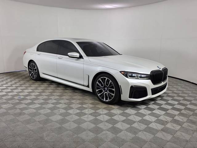 2021 BMW 7 Series 740i RWD photo