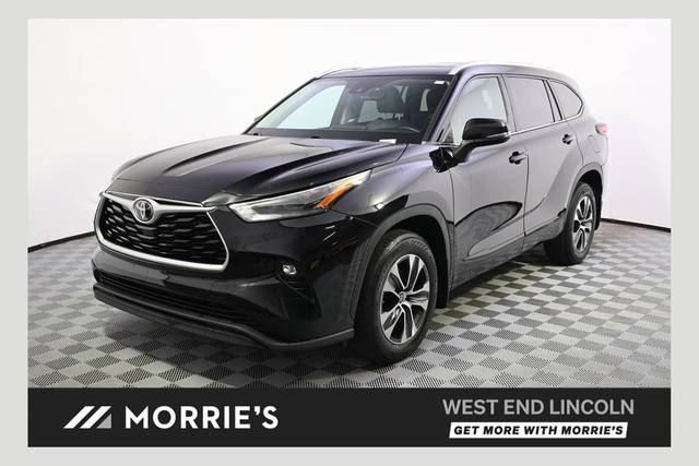 2021 Toyota Highlander XLE AWD photo