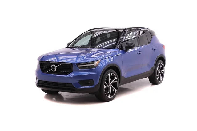 2021 Volvo XC40 R-Design AWD photo