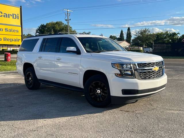 2019 Chevrolet Suburban LT 4WD photo