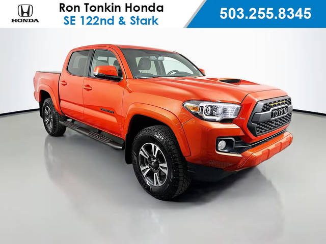 2017 Toyota Tacoma TRD Sport 4WD photo