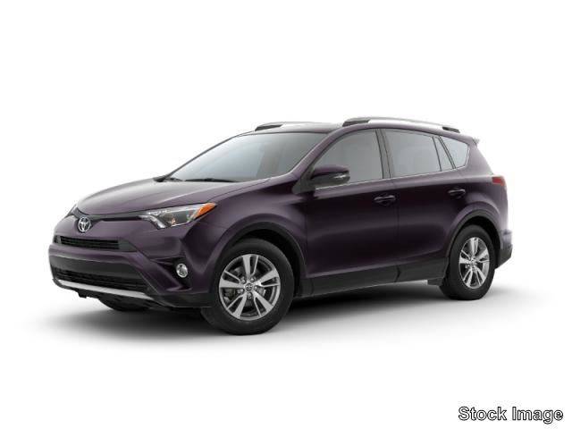 2018 Toyota RAV4 XLE FWD photo