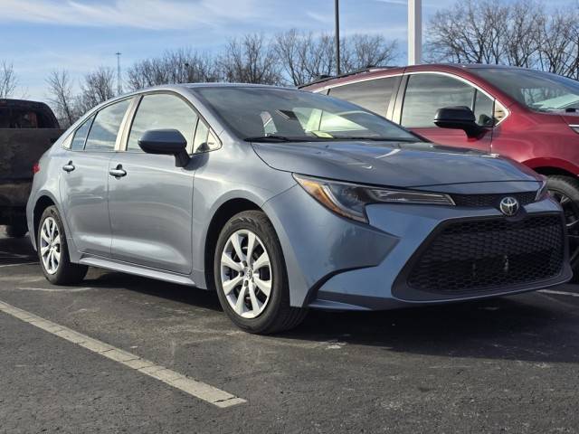 2021 Toyota Corolla LE FWD photo