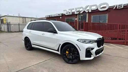 2021 BMW X7 M50i AWD photo