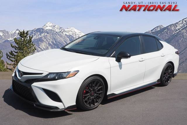 2021 Toyota Camry TRD V6 FWD photo
