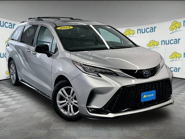 2021 Toyota Sienna XSE AWD photo