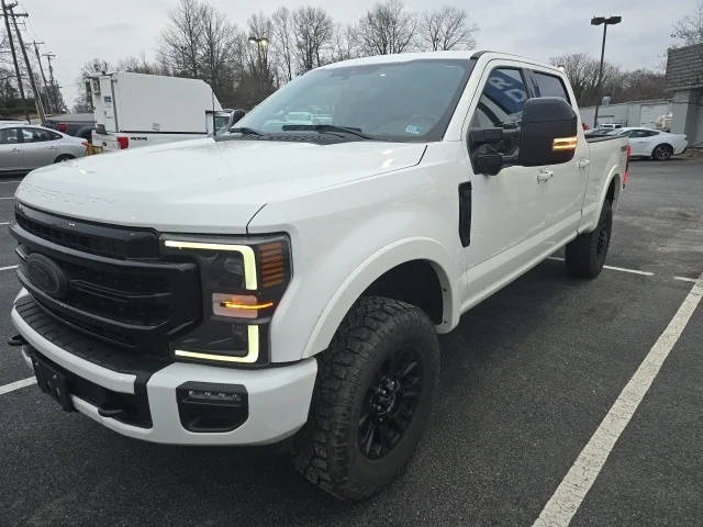 2021 Ford F-250 Super Duty LARIAT 4WD photo