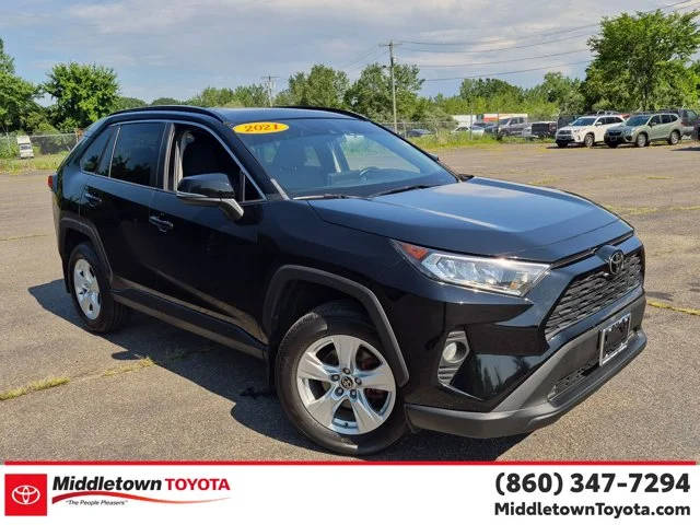 2021 Toyota RAV4 XLE AWD photo