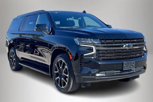 2021 Chevrolet Suburban RST 4WD photo