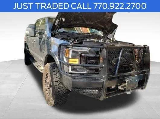 2021 Ford F-250 Super Duty LARIAT 4WD photo