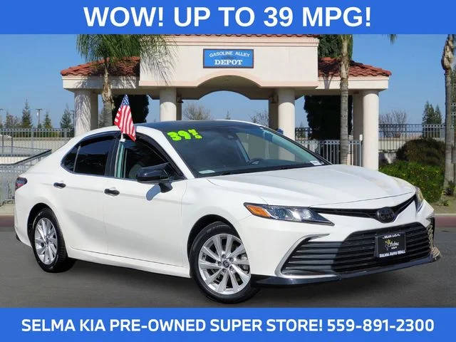 2021 Toyota Camry LE FWD photo