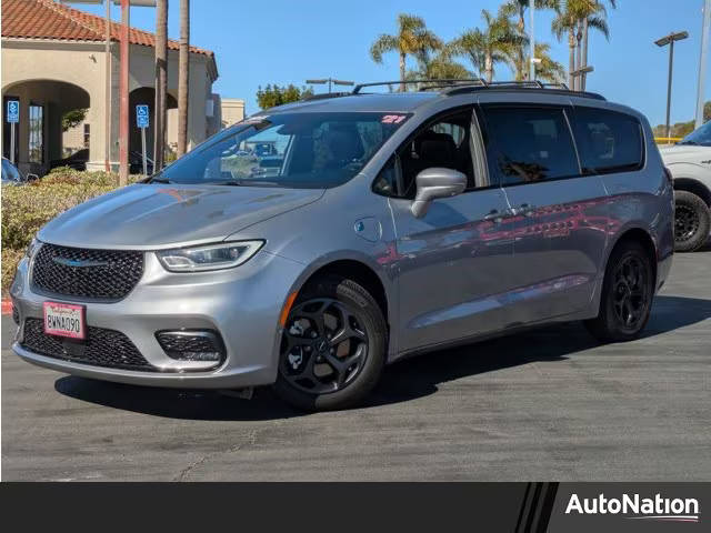 2021 Chrysler Pacifica Minivan Hybrid Limited FWD photo