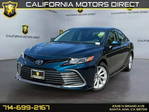 2021 Toyota Camry LE FWD photo