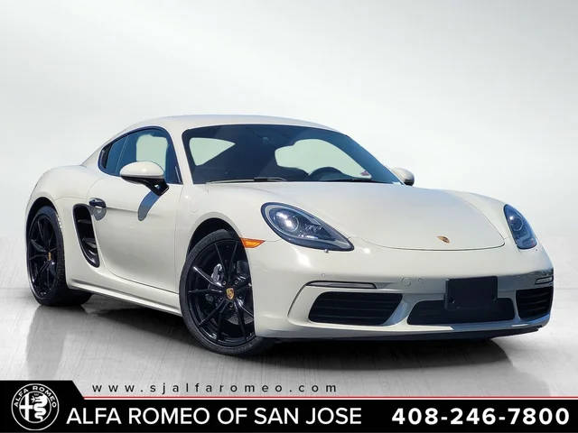 2021 Porsche Cayman RWD photo