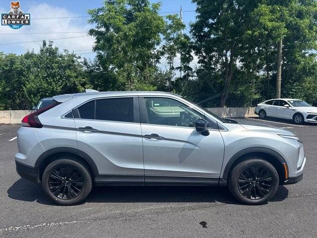 2022 Mitsubishi Eclipse Cross LE 4WD photo