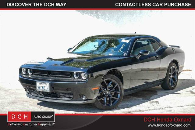 2021 Dodge Challenger SXT RWD photo