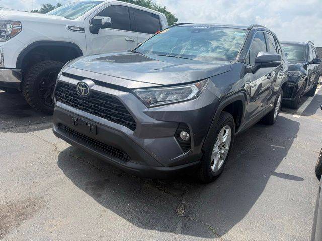 2021 Toyota RAV4 XLE FWD photo
