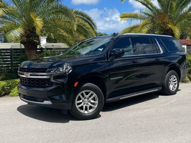 2021 Chevrolet Suburban LS RWD photo