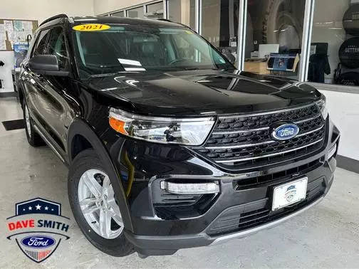 2021 Ford Explorer XLT 4WD photo