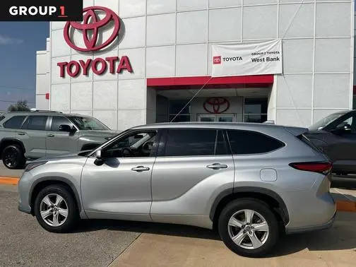 2021 Toyota Highlander L FWD photo