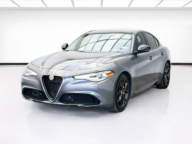 2021 Alfa Romeo Giulia Ti RWD photo