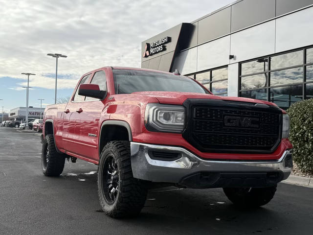2018 GMC Sierra 1500 SLE 4WD photo