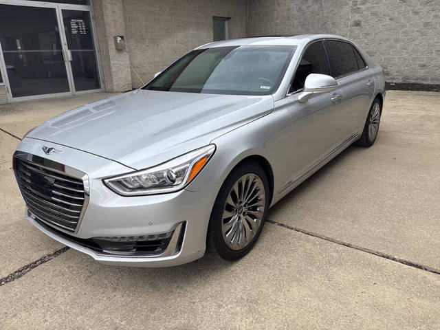 2018 Genesis G90 3.3T Premium RWD photo