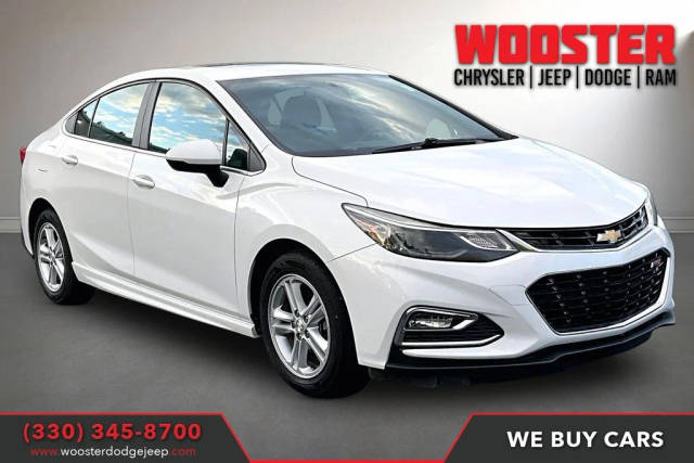 2017 Chevrolet Cruze LT FWD photo