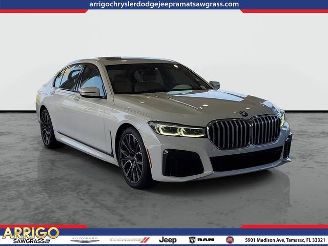 2022 BMW 7 Series 740i RWD photo