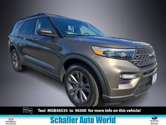 2021 Ford Explorer XLT 4WD photo