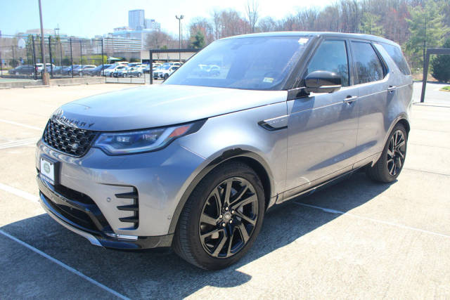 2021 Land Rover Discovery S R-Dynamic 4WD photo
