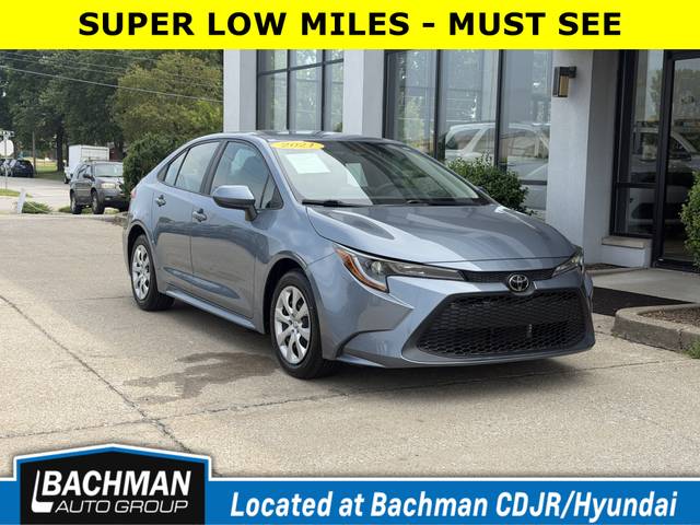 2021 Toyota Corolla LE FWD photo