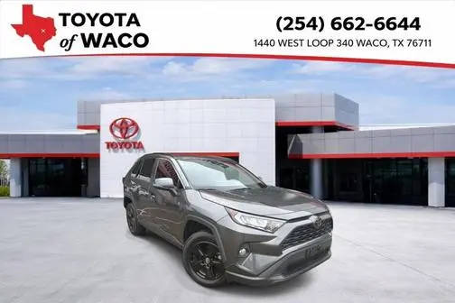 2021 Toyota RAV4 XLE FWD photo