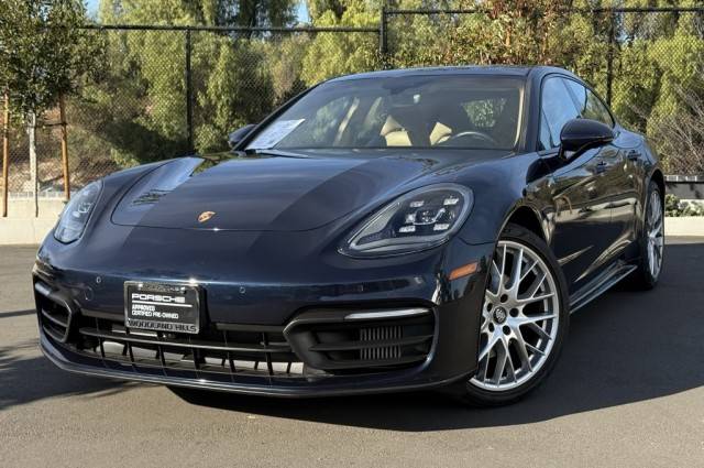 2021 Porsche Panamera 4 AWD photo