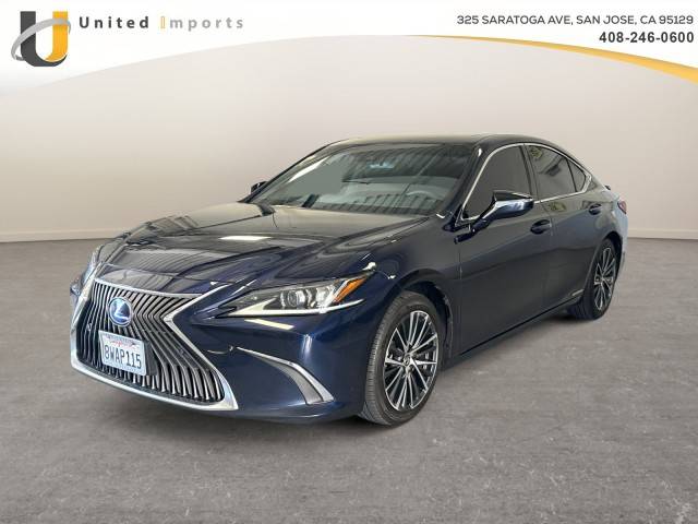 2021 Lexus ES ES 300h FWD photo