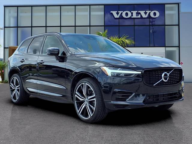 2021 Volvo XC60 R-Design AWD photo