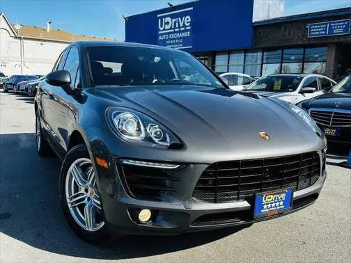 2015 Porsche Macan S AWD photo