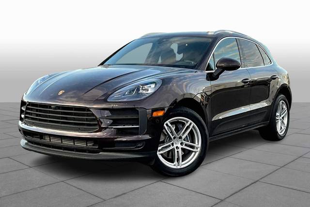 2021 Porsche Macan  AWD photo