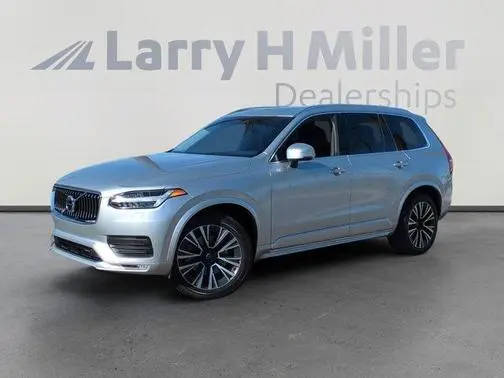 2021 Volvo XC90 Momentum AWD photo