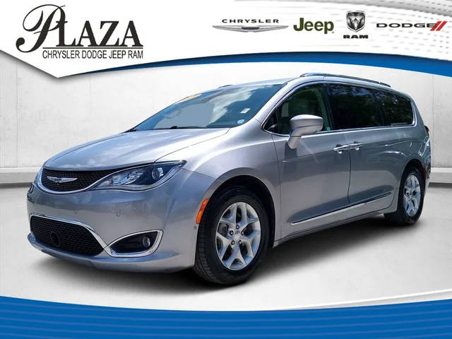 2019 Chrysler Pacifica Minivan Touring L Plus FWD photo