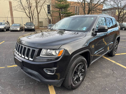 2015 Jeep Grand Cherokee Laredo 4WD photo