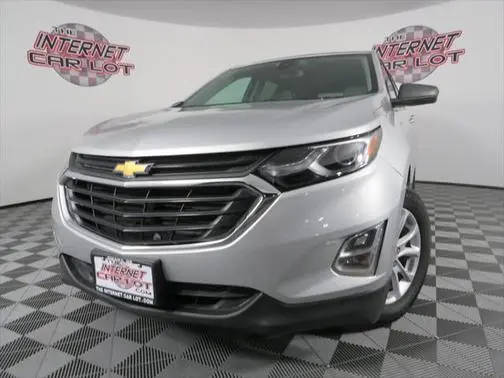 2021 Chevrolet Equinox LS FWD photo