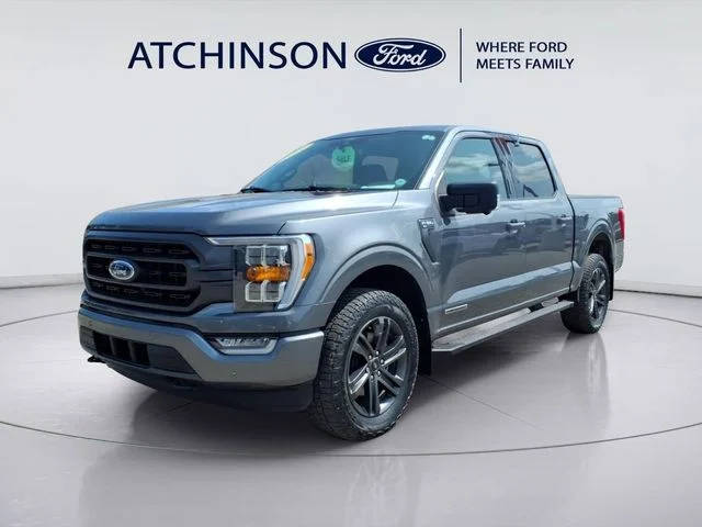 2021 Ford F-150 XLT 4WD photo