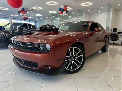 2021 Dodge Challenger R/T RWD photo