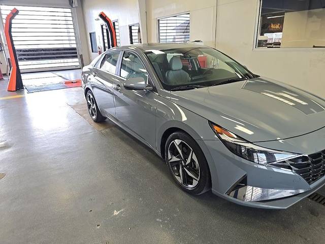 2021 Hyundai Elantra Limited FWD photo
