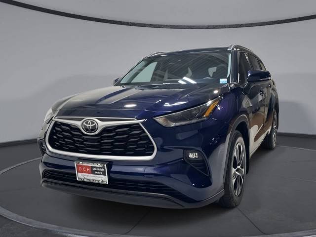 2021 Toyota Highlander XLE AWD photo