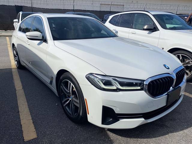 2021 BMW 5 Series 530e RWD photo
