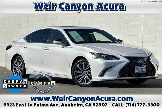 2021 Lexus ES ES 300h FWD photo